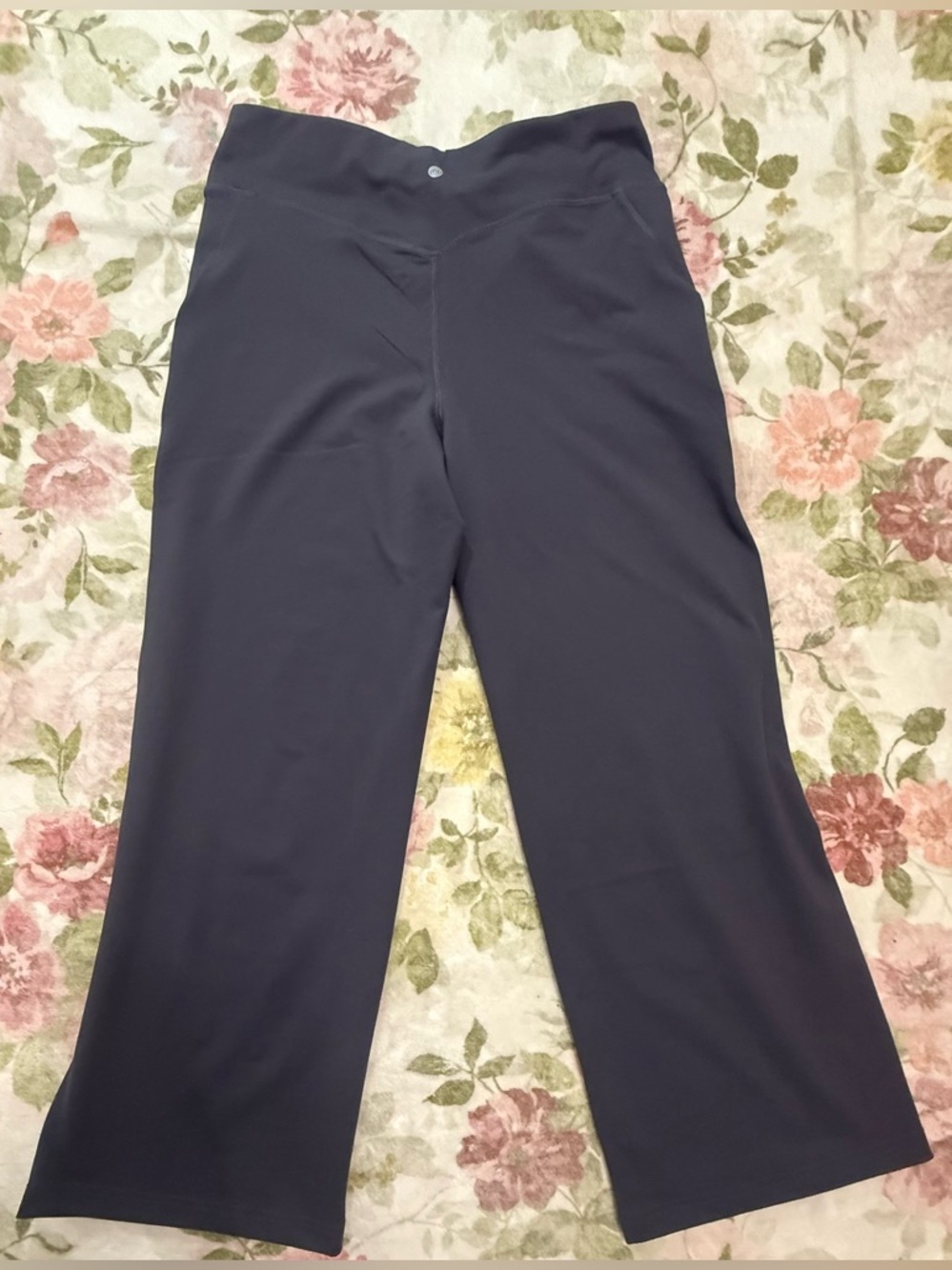 Apana NWT Leggings in Grey with Pockets